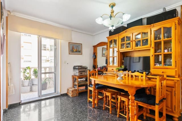 2 makuuhuone Huoneisto myytävänä paikassa Punta Prima, Torrevieja mukana uima-altaan - 145 000 € (Ref: 9662149)