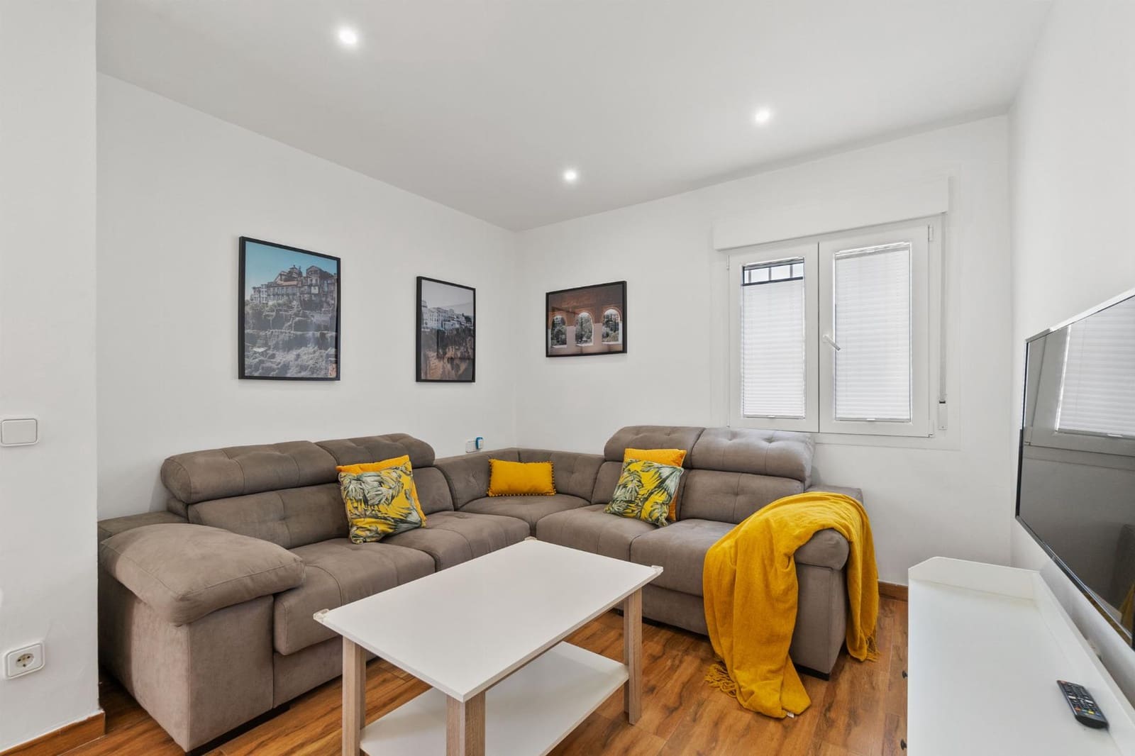 3 soverom Hus til salgs i Torrevieja med svømmebasseng garasje - € 255 000 (Ref: 9662151)