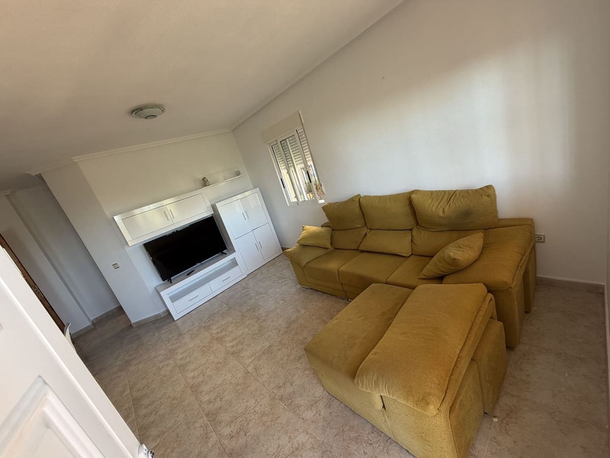 3 Zimmer Haus zu verkaufen in Orihuela mit Pool - 229.000 € (Ref: 9662155)