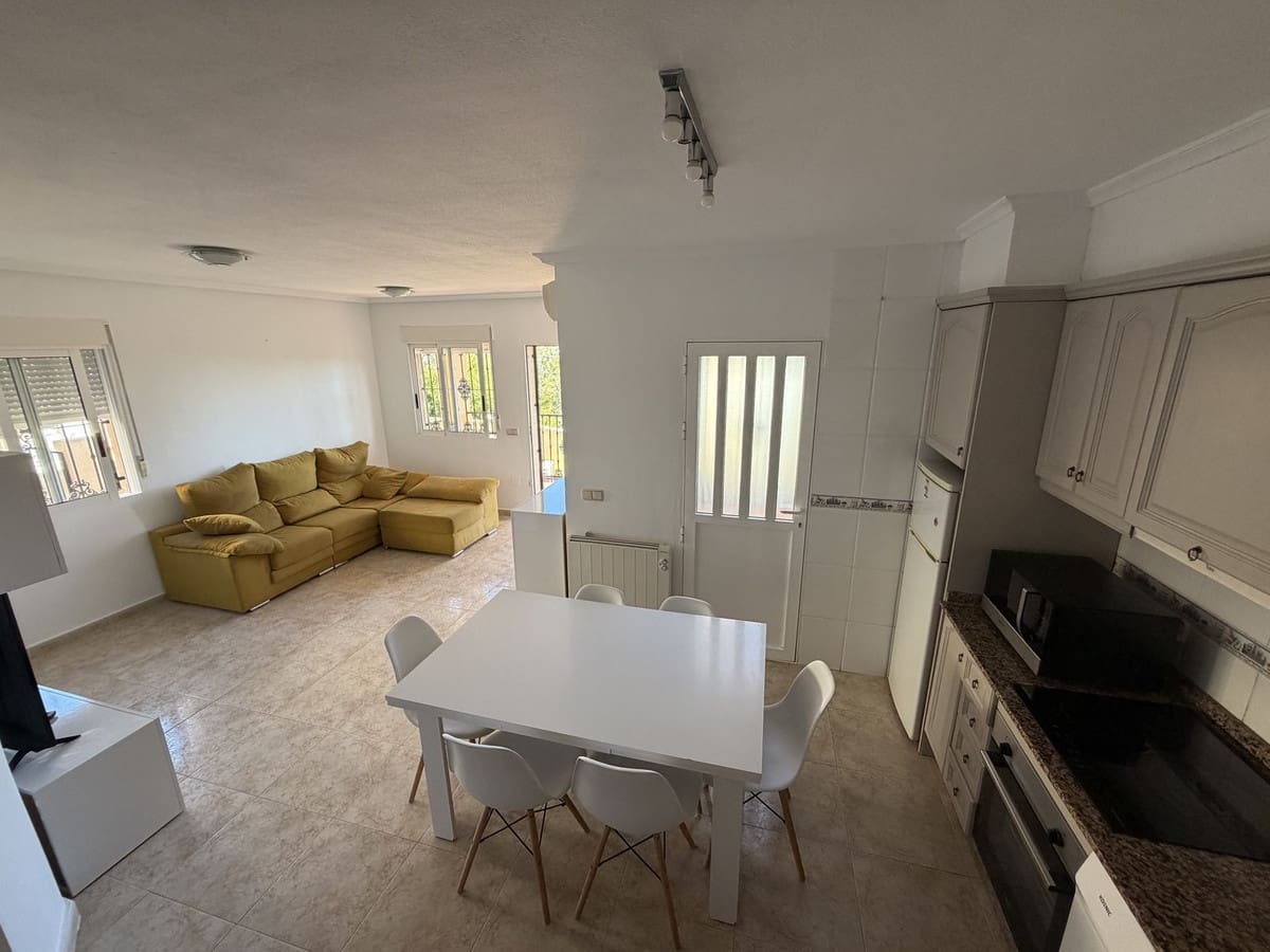 3 Zimmer Haus zu verkaufen in Orihuela mit Pool - 229.000 € (Ref: 9662155)