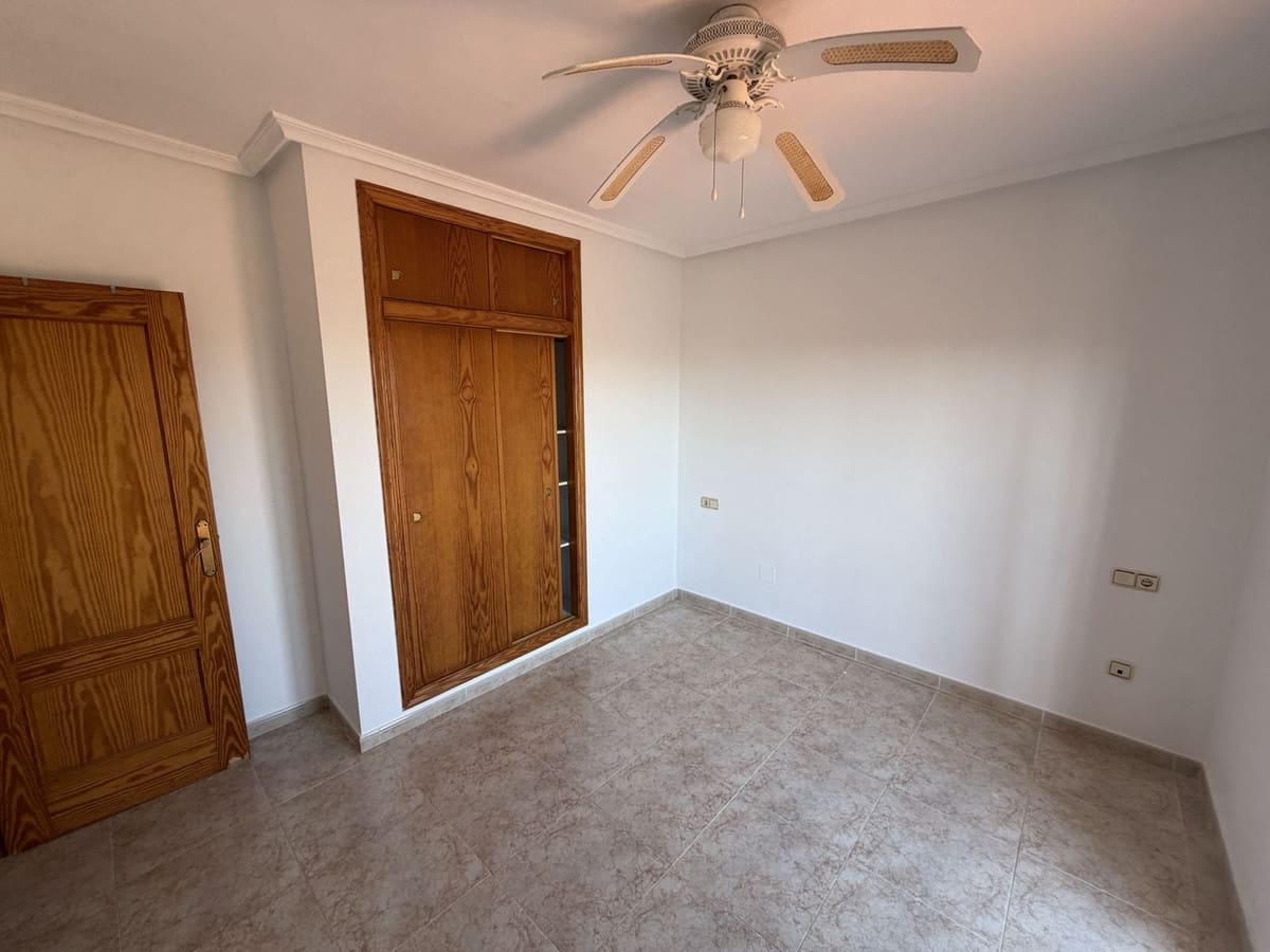 3 Zimmer Haus zu verkaufen in Orihuela mit Pool - 229.000 € (Ref: 9662155)