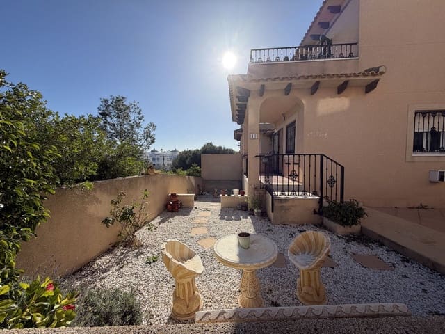 3 soveværelse Byhus til salg i Orihuela med swimmingpool - € 229.000 (Ref: 9662155)