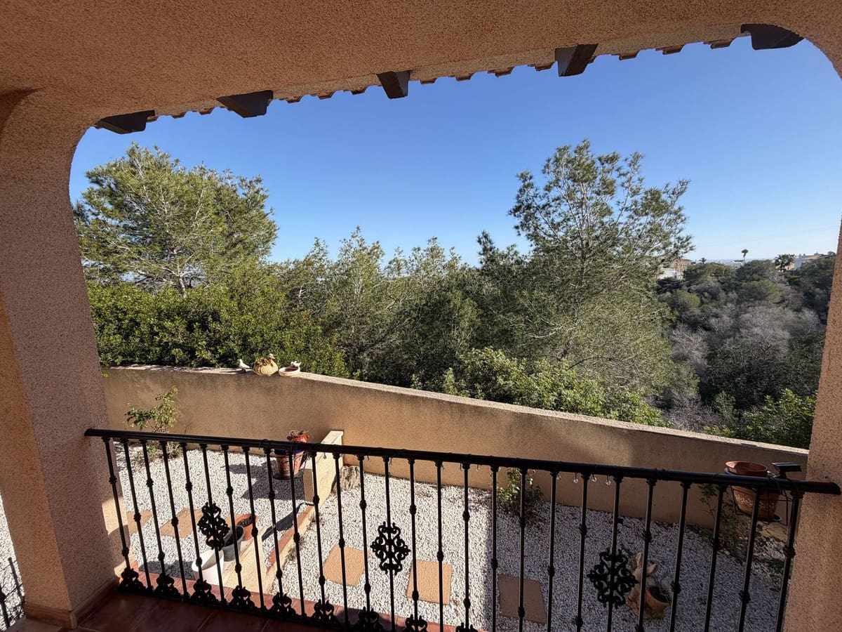 3 Zimmer Haus zu verkaufen in Orihuela mit Pool - 229.000 € (Ref: 9662155)