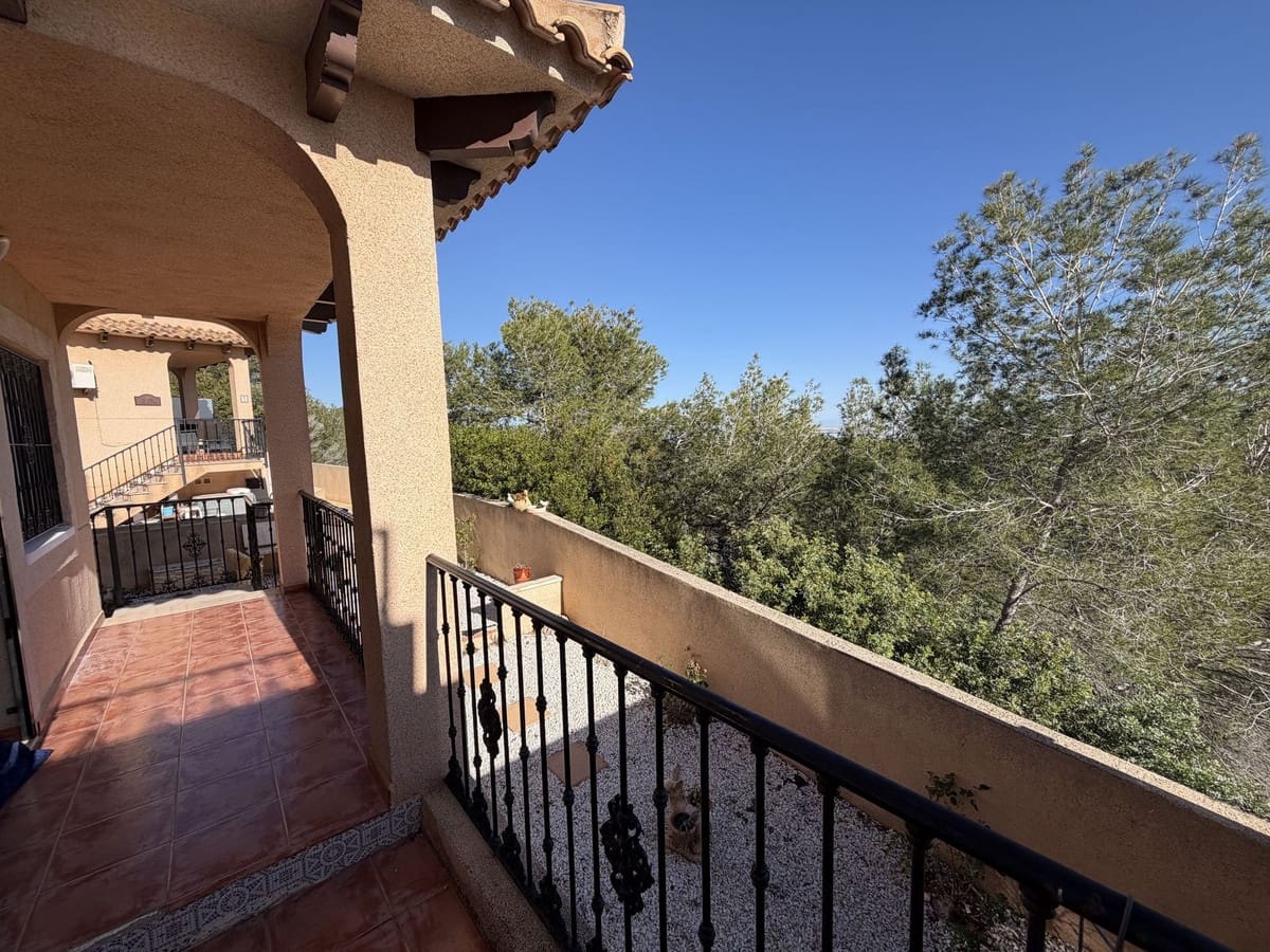 3 Zimmer Haus zu verkaufen in Orihuela mit Pool - 229.000 € (Ref: 9662155)