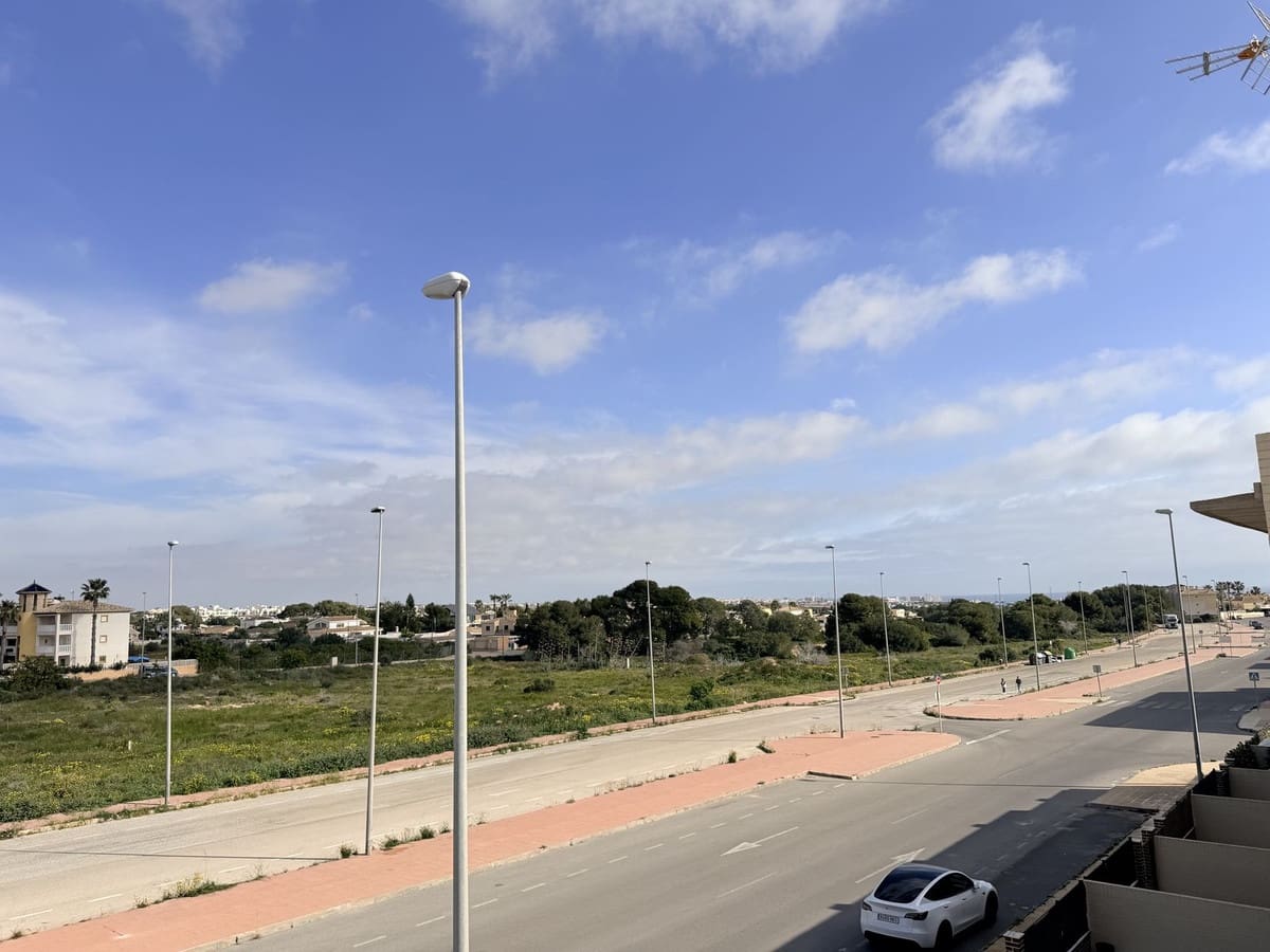 3 sovrum Hus till salu i Orihuela med pool garage - 349 000 € (Ref: 9662156)