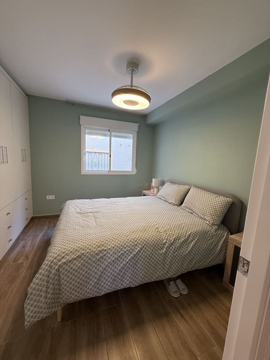 2 soveværelse Lejlighed til salg i Orihuela med swimmingpool - € 219.000 (Ref: 9662158)