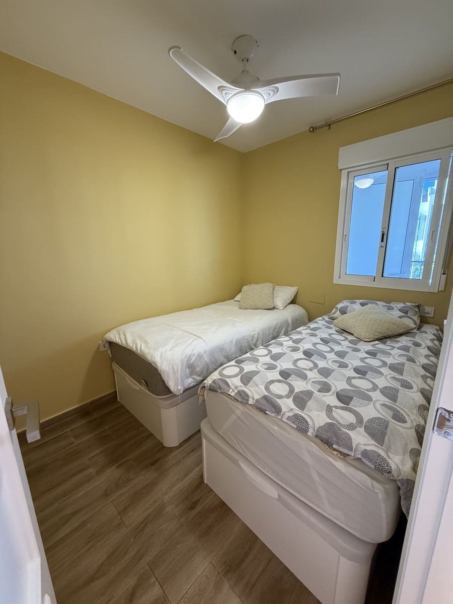 2 bedroom Apartment for sale in Orihuela with pool - € 219,000 (Ref: 9662158)