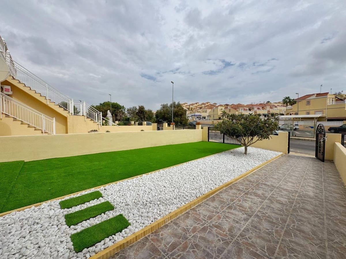 3 makuuhuone Bungalow myytävänä paikassa Orihuela - 189 000 € (Ref: 9662164)