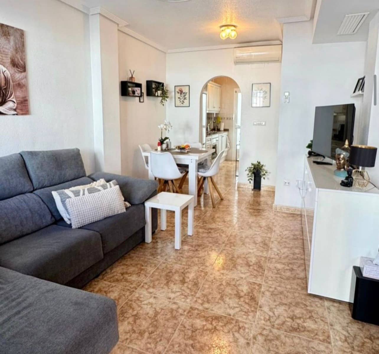 2 chambre Bungalow à vendre à Orihuela Costa avec piscine - 174 900 € (Ref: 9662172)