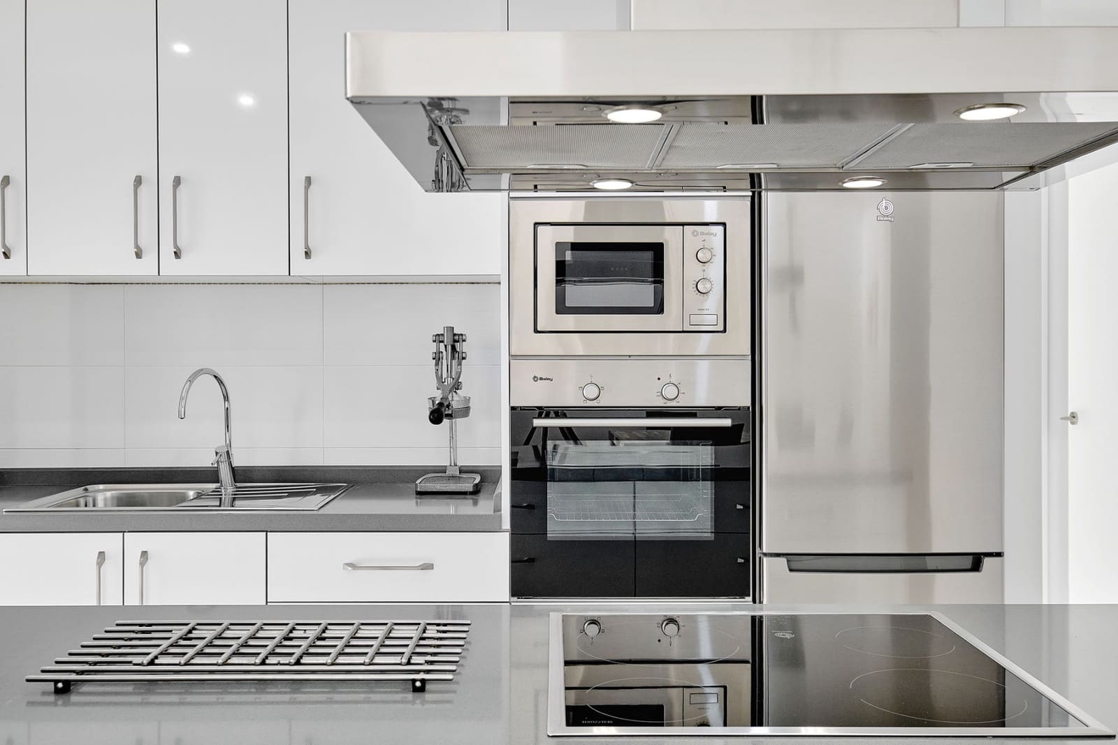 2 soverom Leilighet til salgs i Orihuela Costa med svømmebasseng garasje - € 260 000 (Ref: 9662173)