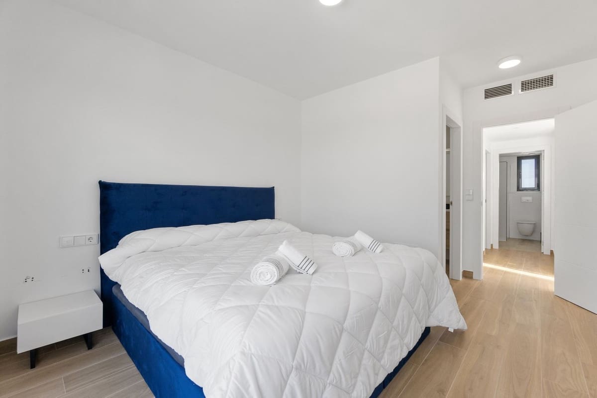 3 camera da letto Villa in vendita in Los Alcazares con piscina garage - 450.000 € (Rif: 9677733)