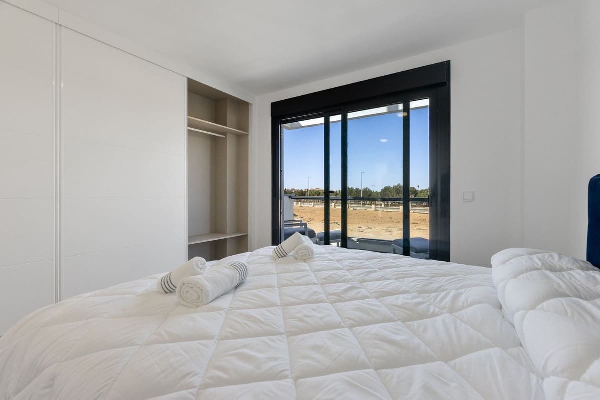 3 camera da letto Villa in vendita in Los Alcazares con piscina garage - 450.000 € (Rif: 9677733)