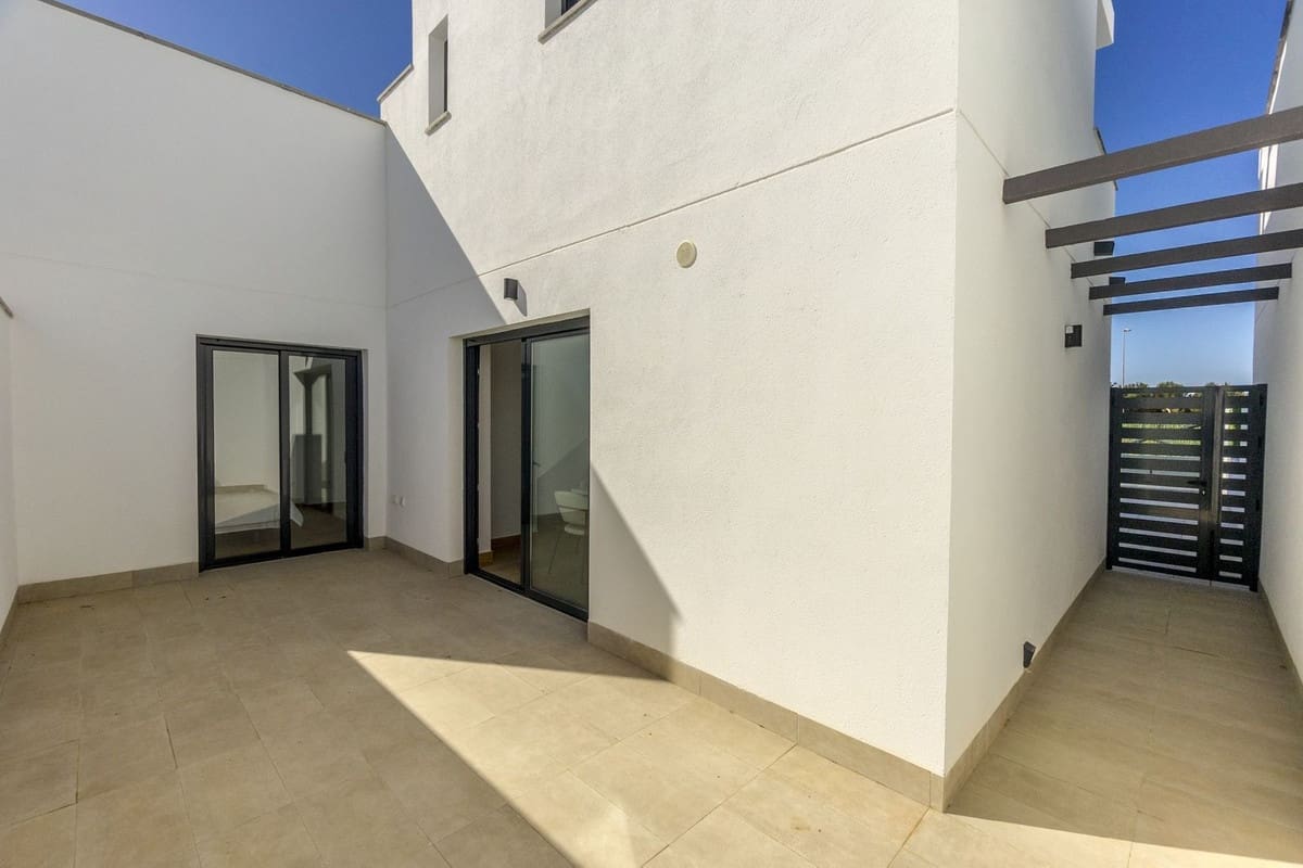 3 camera da letto Villa in vendita in Los Alcazares con piscina garage - 450.000 € (Rif: 9677733)