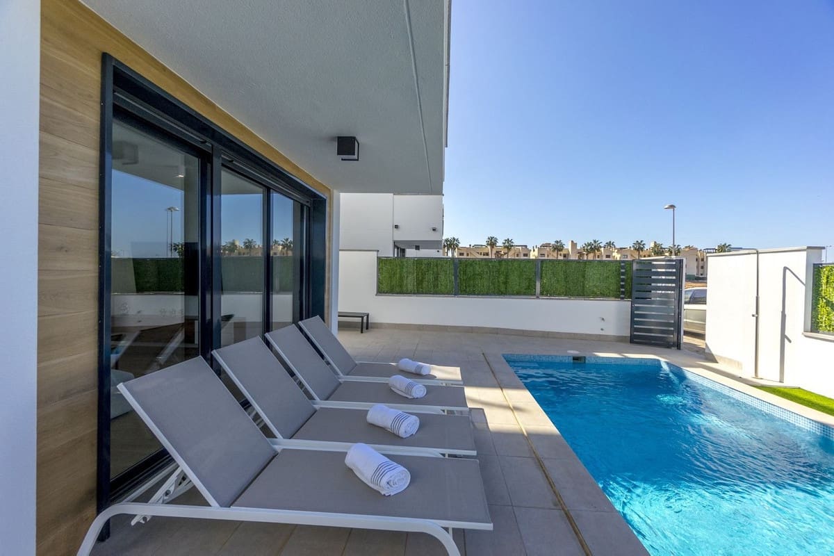 3 camera da letto Villa in vendita in Los Alcazares con piscina garage - 450.000 € (Rif: 9677733)