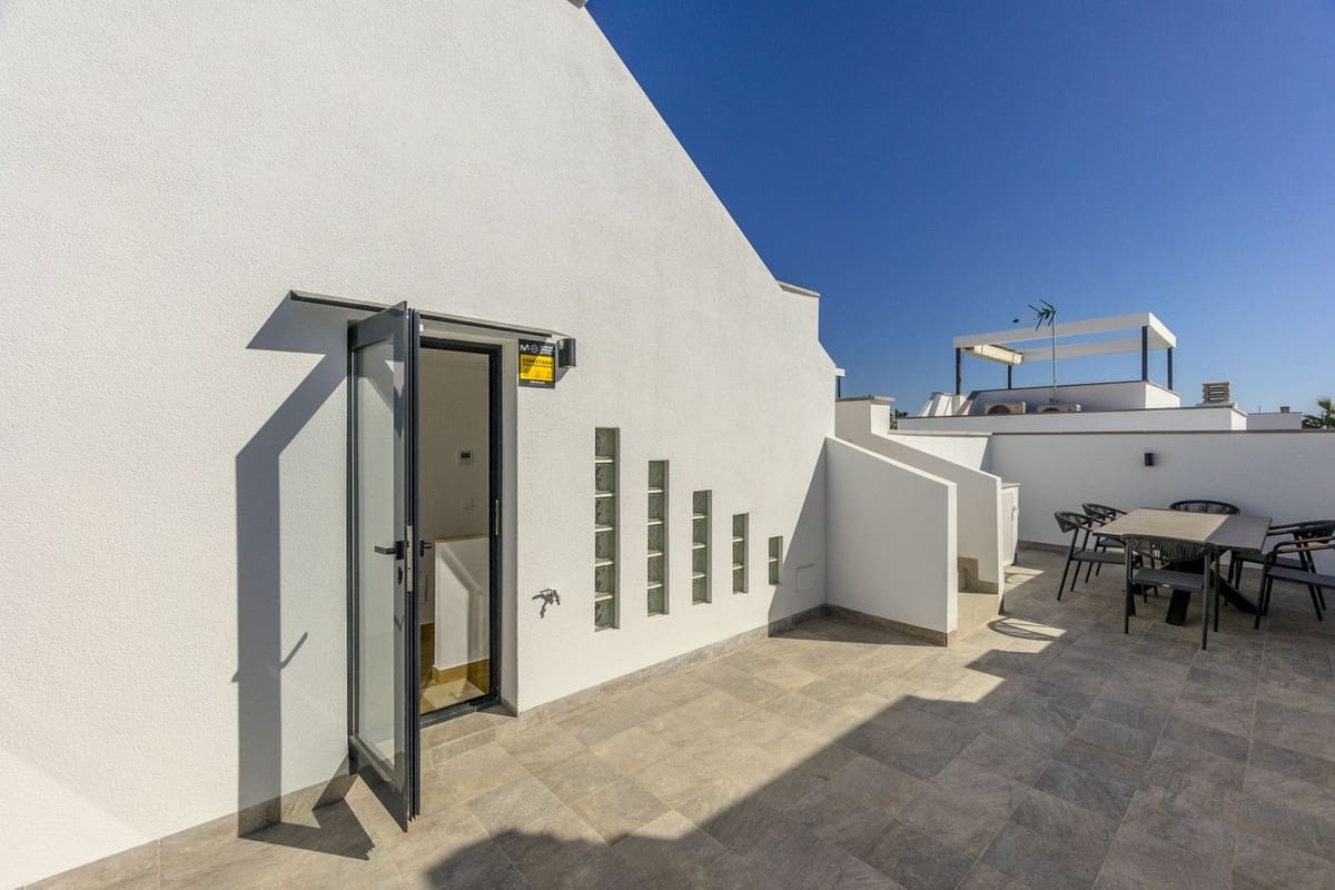 3 camera da letto Villa in vendita in Los Alcazares con piscina garage - 450.000 € (Rif: 9677733)