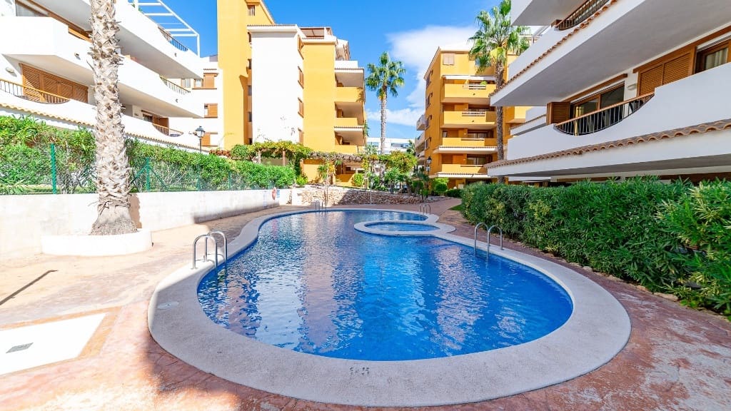 2 slaapkamer Appartement te koop in Orihuela - € 260.000 (Ref: 9685573)