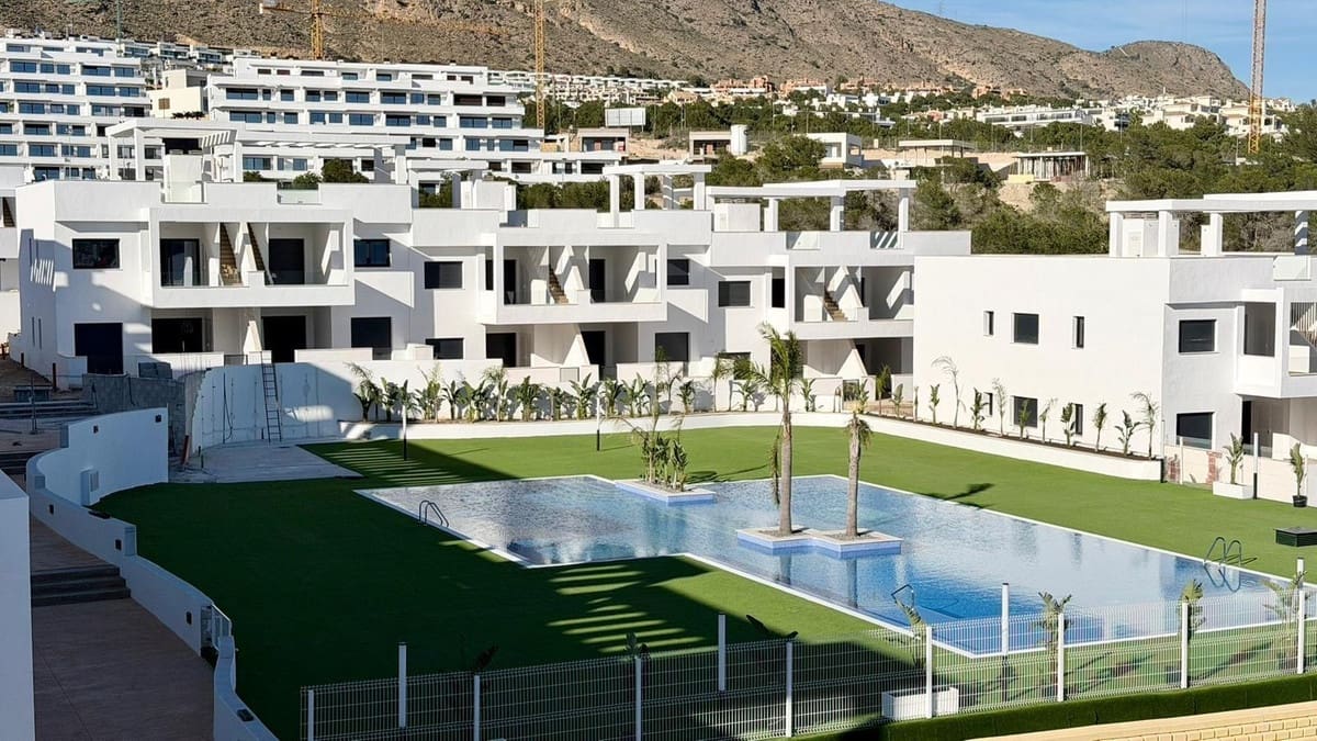 2 makuuhuone Bungalow myytävänä paikassa Finestrat - 410 000 € (Ref: 9685576)