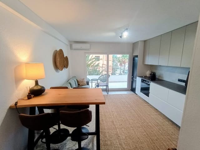2 chambre Appartement à vendre à Guardamar Playa, Guardamar del Segura avec garage - 169 900 € (Ref: 9694230)