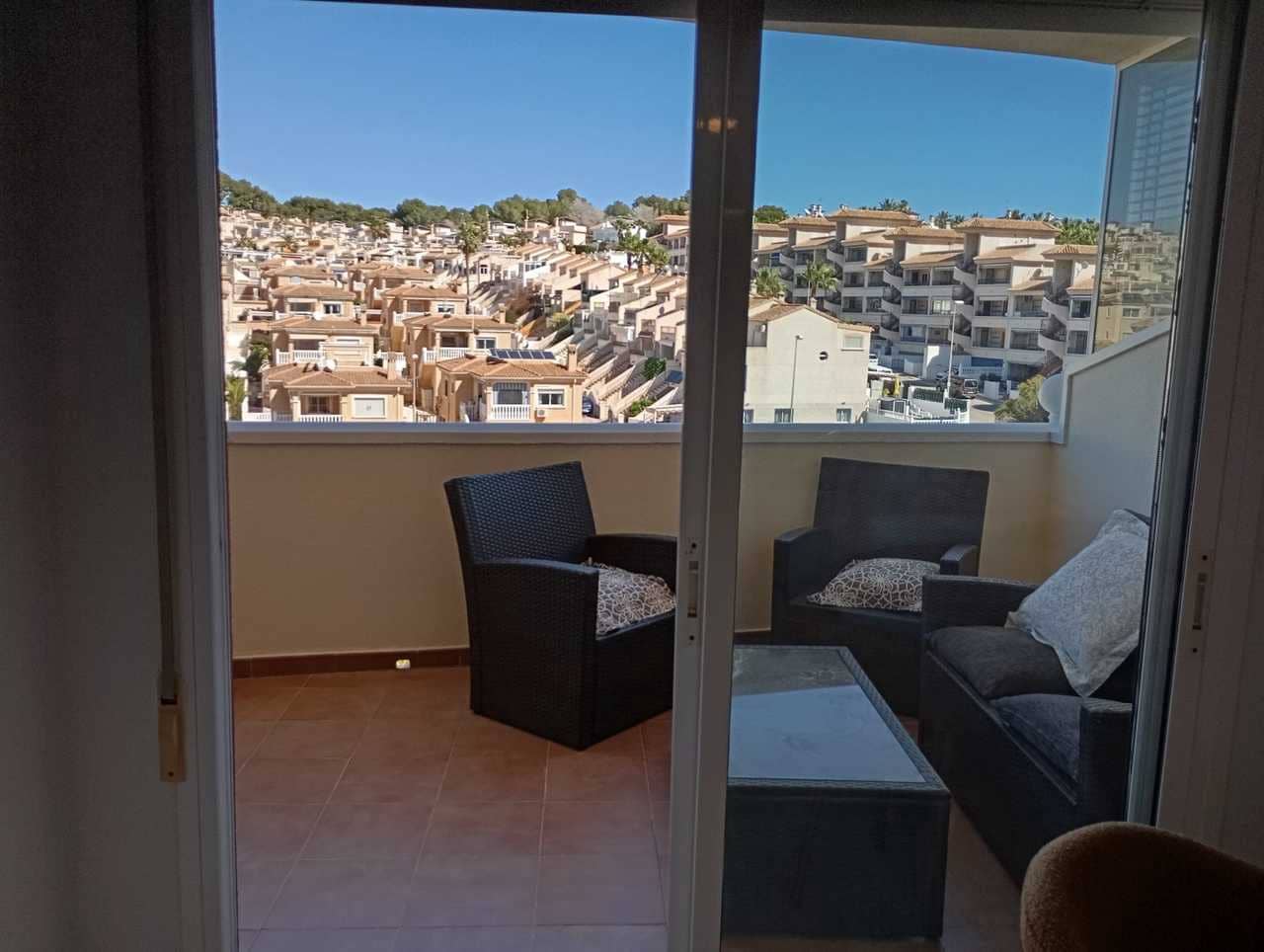 2 bedroom Apartment for sale in Villamartin with garage - € 174,000 (Ref: 9694233)