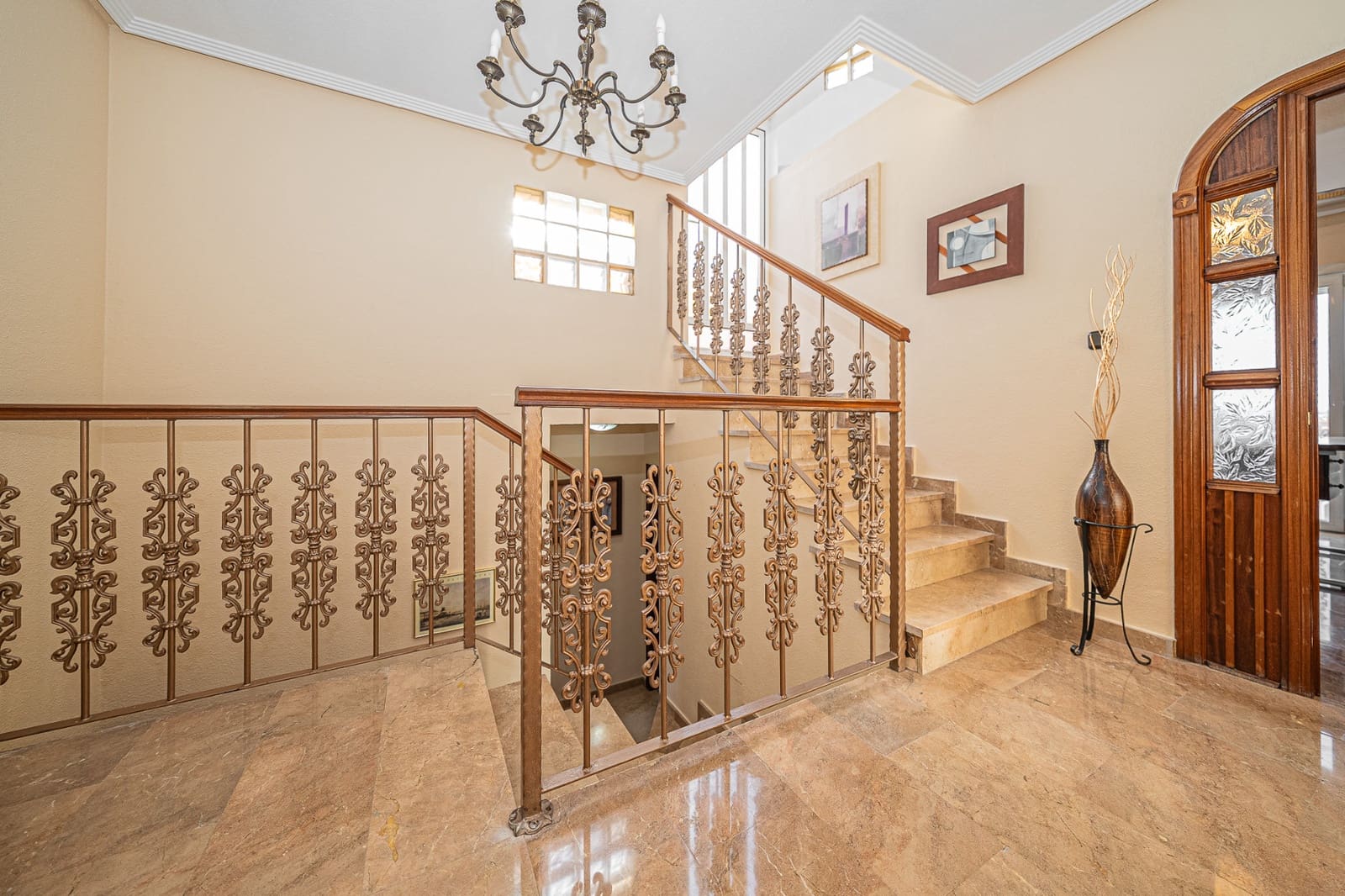 4 slaapkamer Villa te koop in Torrevieja met zwembad - € 390.000 (Ref: 9702407)