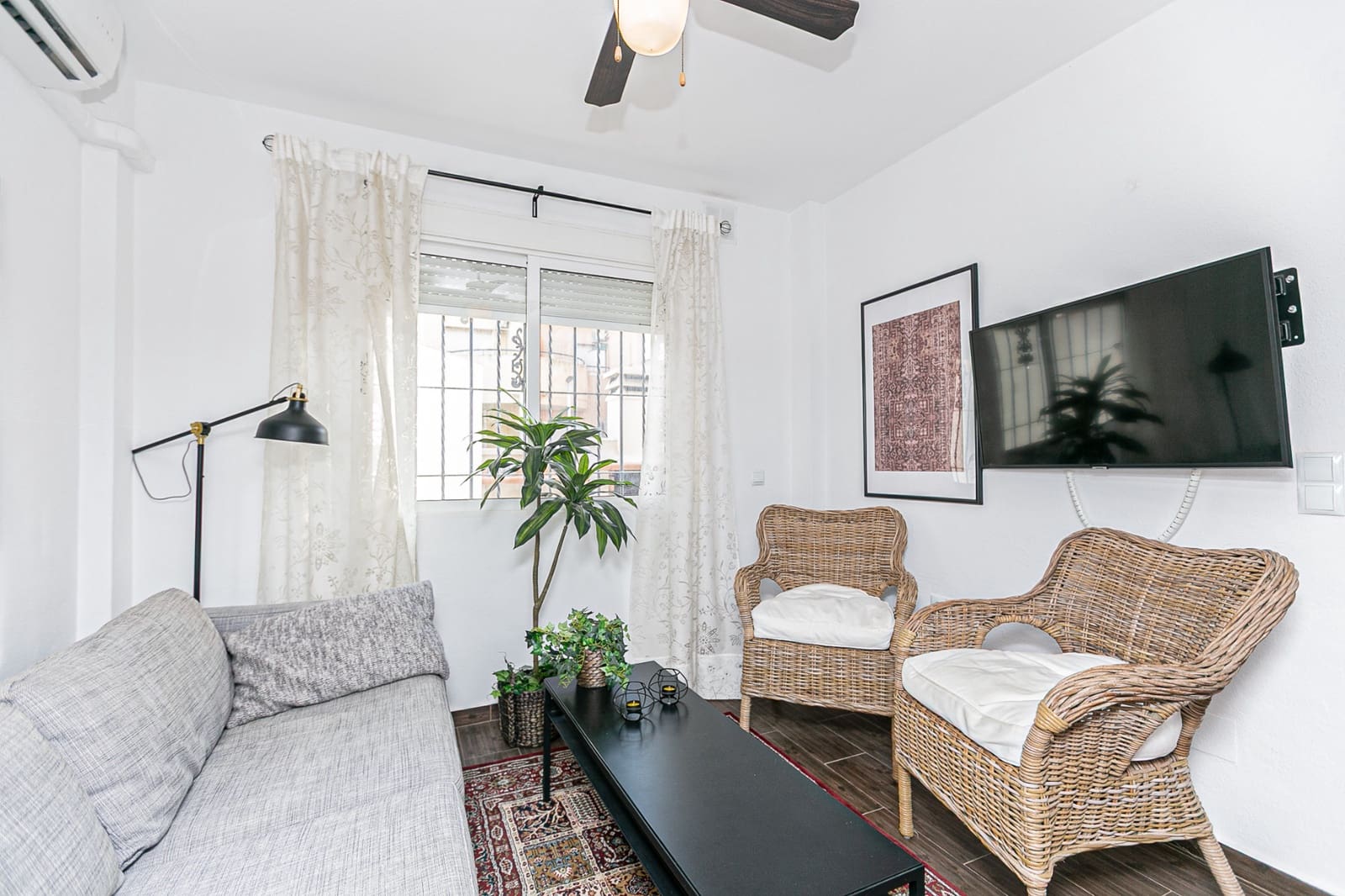 2 slaapkamer Huis te koop in Torrevieja met zwembad - € 174.900 (Ref: 9702409)