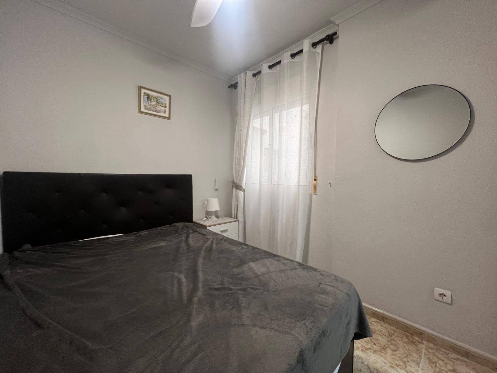 Apartamento de 2 habitaciones en Torrevieja en venta - 159.900 € (Ref: 9702414)