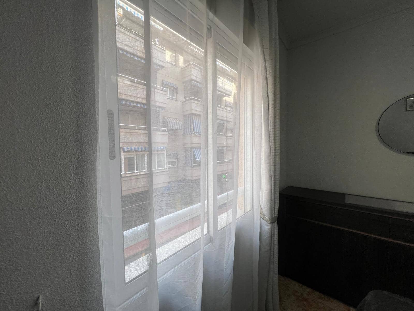 Apartamento de 2 habitaciones en Torrevieja en venta - 159.900 € (Ref: 9702414)