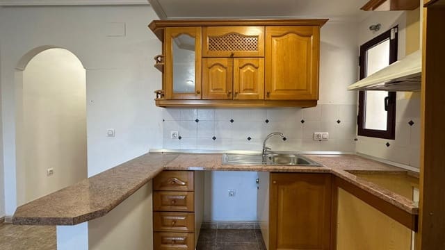 2 slaapkamer Appartement te koop in Aguamarina, Orihuela met zwembad - € 189.900 (Ref: 9702416)
