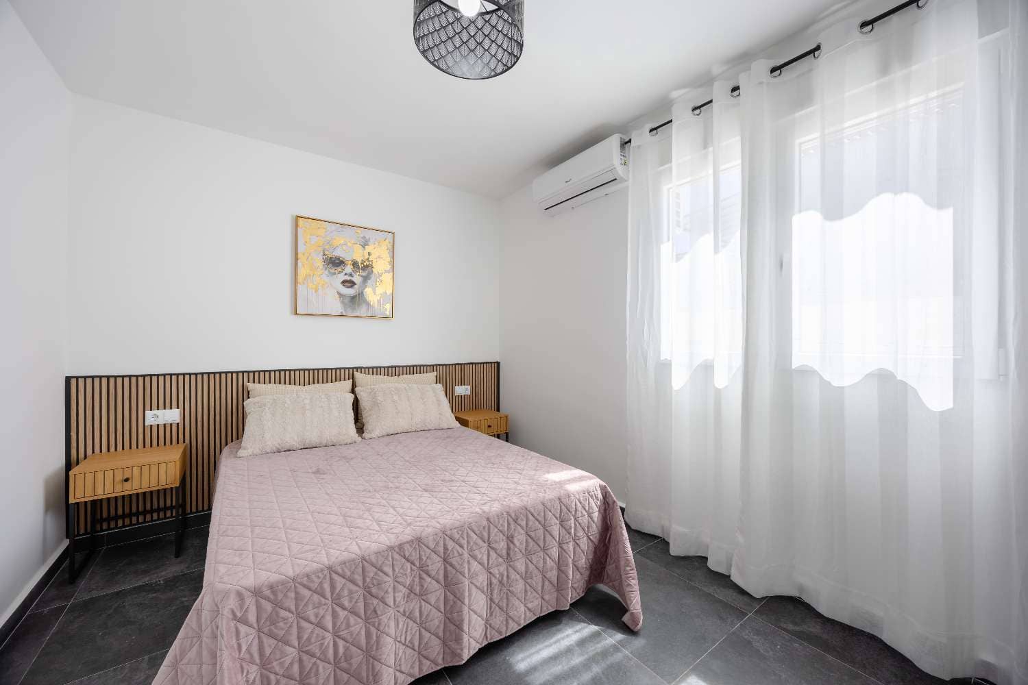 Bungalow de 3 habitaciones en Torrevieja en venta con piscina garaje - 269.000 € (Ref: 9702428)