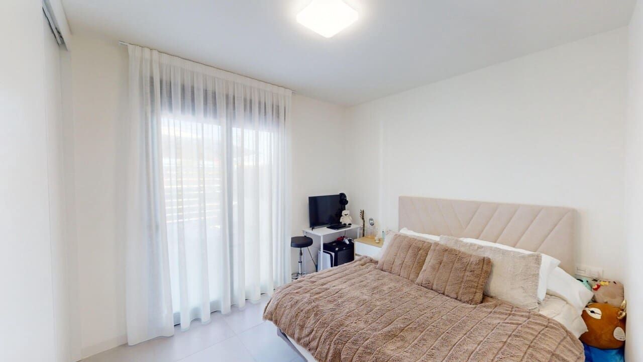 3 makuuhuone Huvila myytävänä paikassa Roldan - 373 900 € (Ref: 9723834)