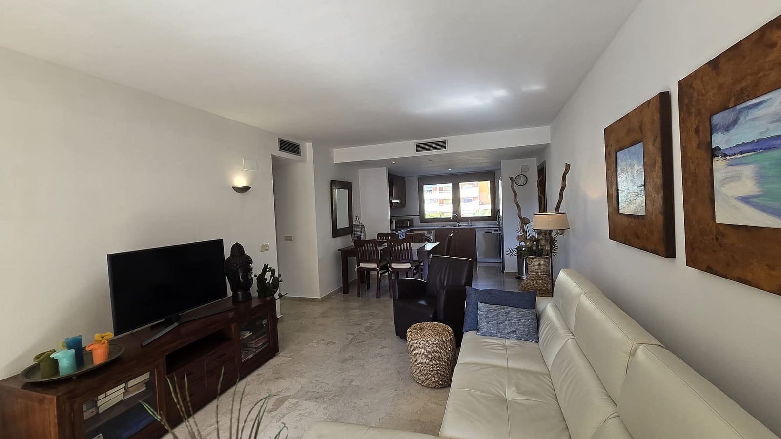 2 bedroom Apartment for sale in Punta Prima with garage - € 279,000 (Ref: 9723837)