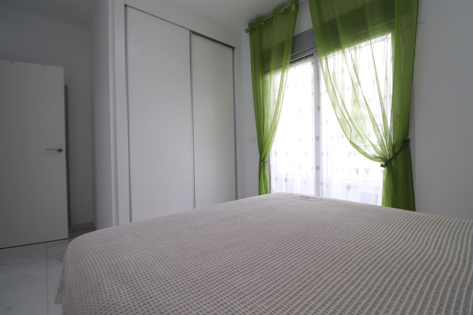 3 sypialnia Apartament na sprzedaż w Benijofar z basenem - 249 950 € (Ref: 9723850)