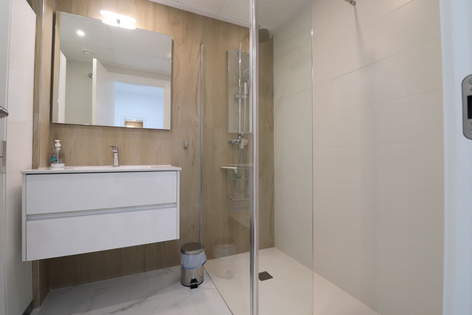 3 sypialnia Apartament na sprzedaż w Benijofar z basenem - 249 950 € (Ref: 9723850)