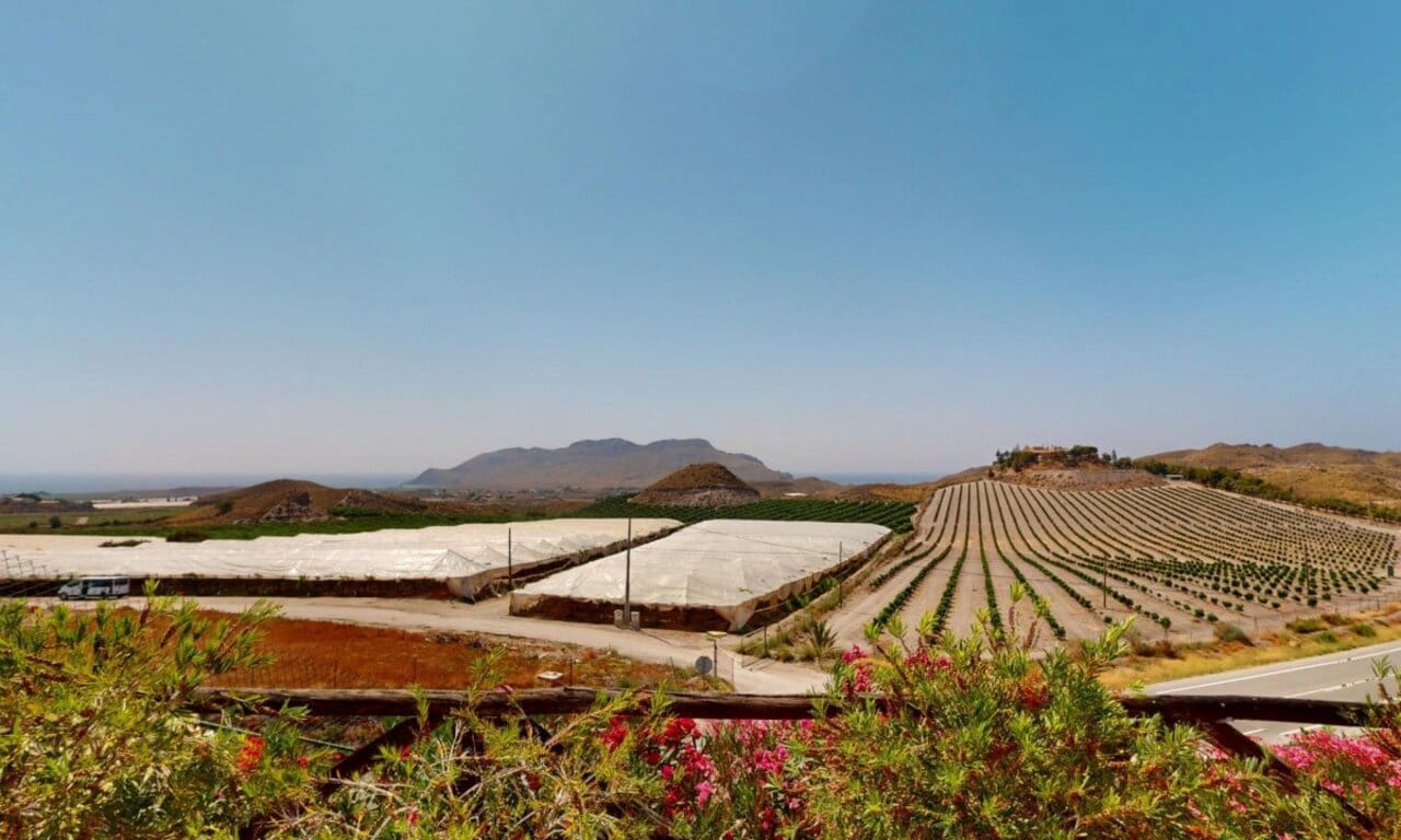 5 soveværelse Finca/Landehus til salg i La Campana - € 880.000 (Ref: 9729443)