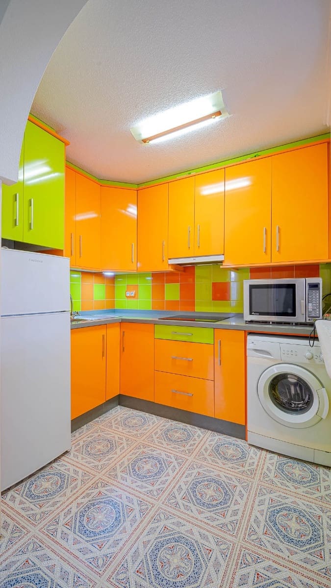 Apartamento de 2 habitaciones en Orihuela en venta - 165.000 € (Ref: 9737115)