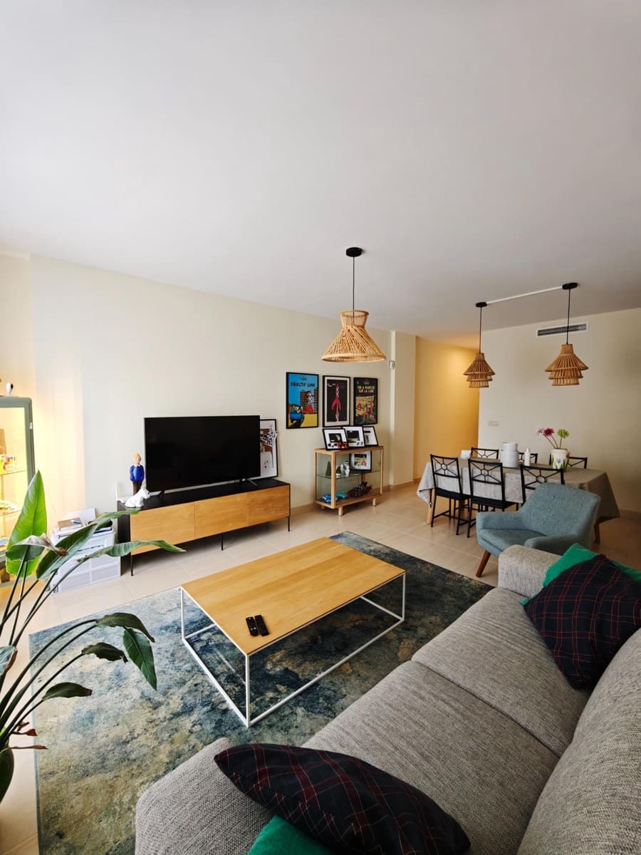 Apartamento de 2 habitaciones en San Miguel de Salinas en venta con piscina garaje - 199.000 € (Ref: 9742119)