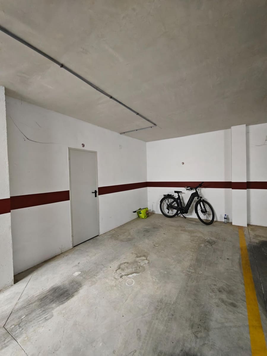 Apartamento de 2 habitaciones en San Miguel de Salinas en venta con piscina garaje - 199.000 € (Ref: 9742119)