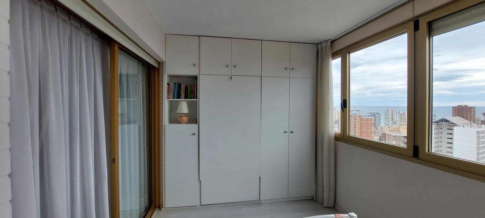1 camera da letto Appartamento in vendita in Benidorm con piscina garage - 230.000 € (Rif: 9742122)