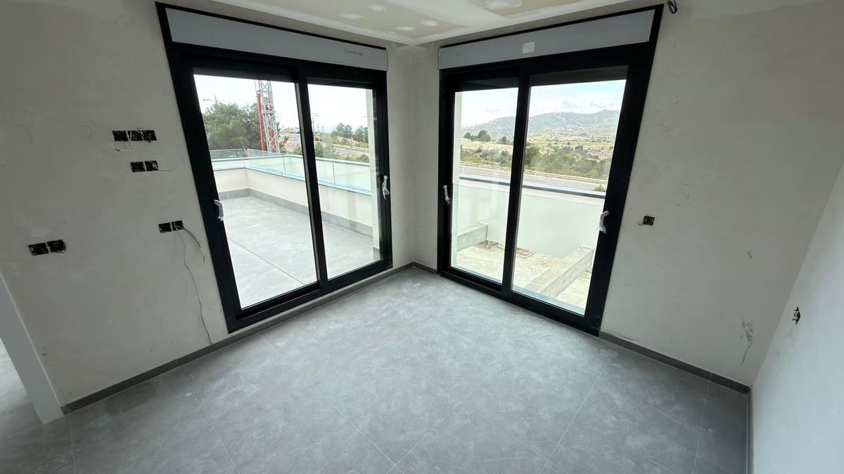 3 sypialnia Bungalow na sprzedaż w Finestrat - 599 000 € (Ref: 9742125)