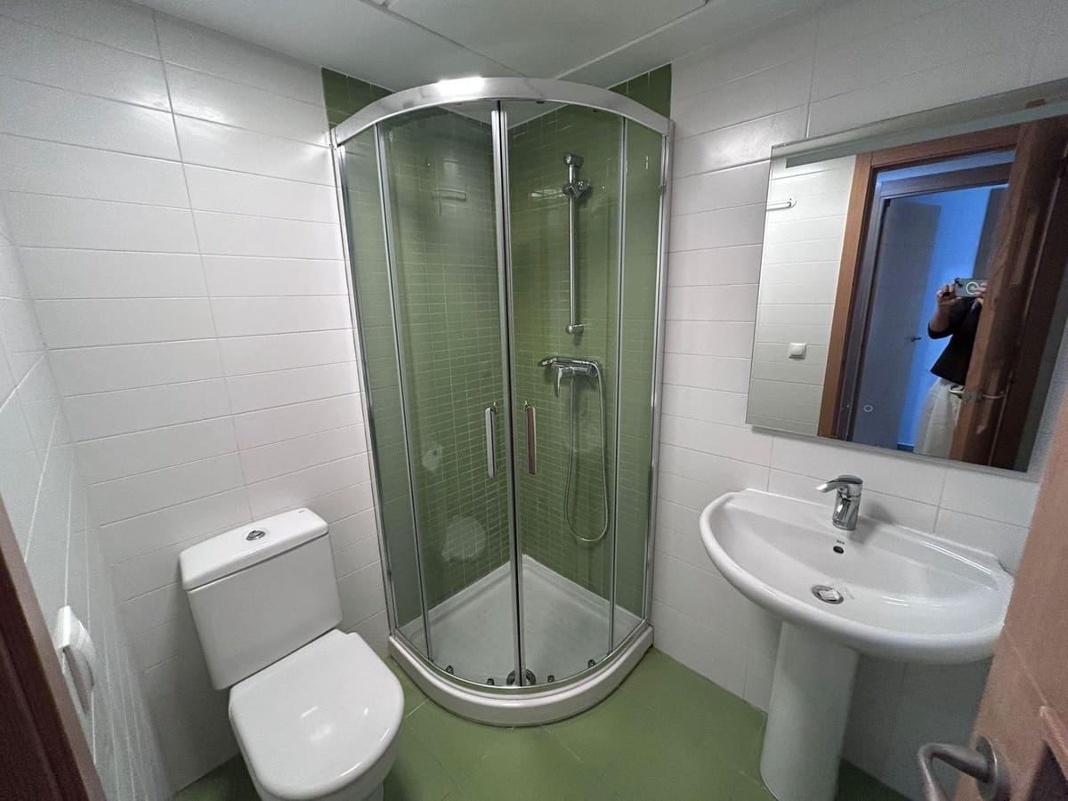 Apartamento de 2 habitaciones en Finestrat en venta - 250.000 € (Ref: 9742126)