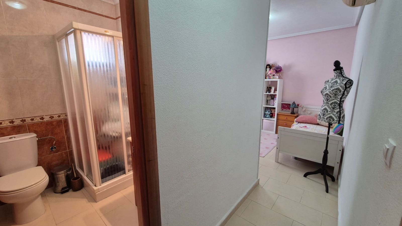 2 slaapkamer Villa te koop in Torrevieja met garage - € 322.400 (Ref: 9742131)