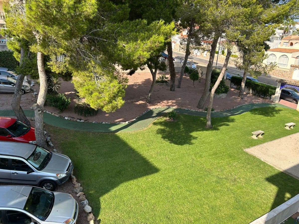 2 bedroom Penthouse for sale in Orihuela - € 139,000 (Ref: 9753517)