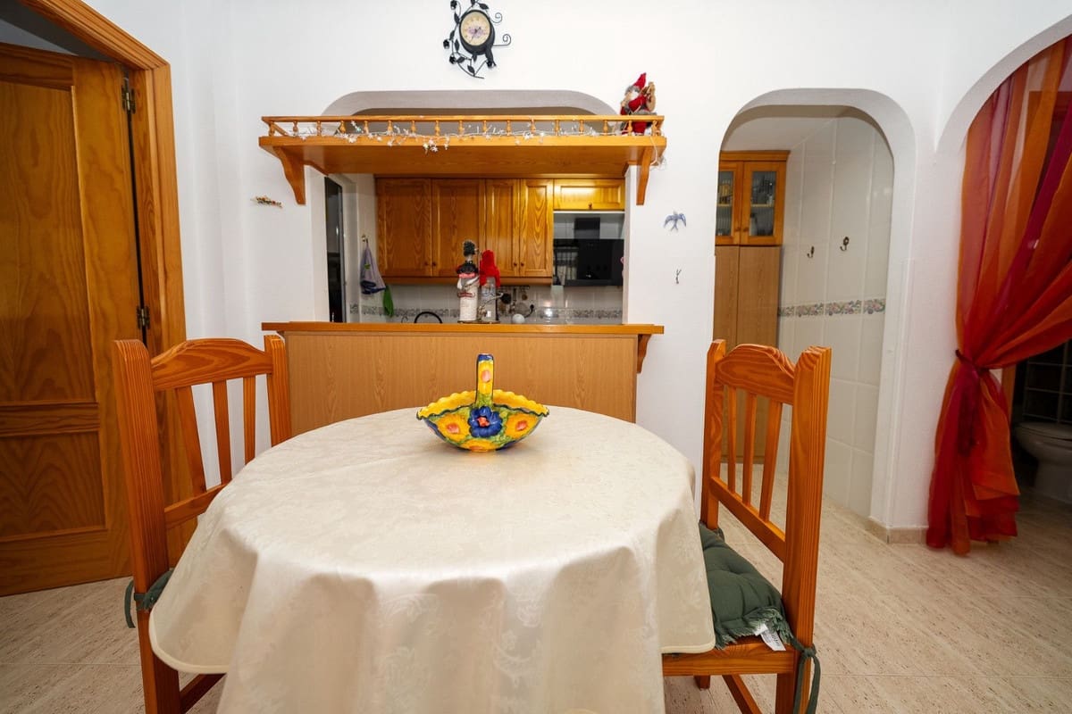 2 bedroom Apartment for sale in Orihuela - € 184,000 (Ref: 9753518)