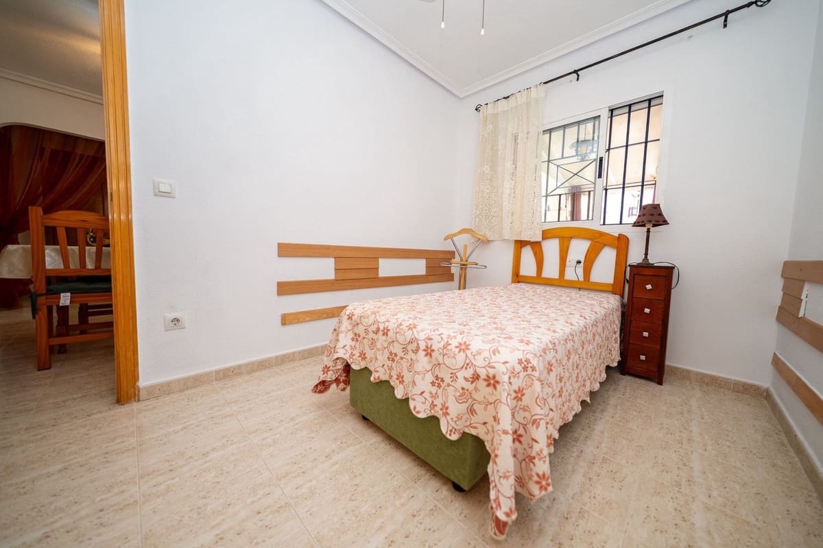 2 bedroom Apartment for sale in Orihuela - € 184,000 (Ref: 9753518)