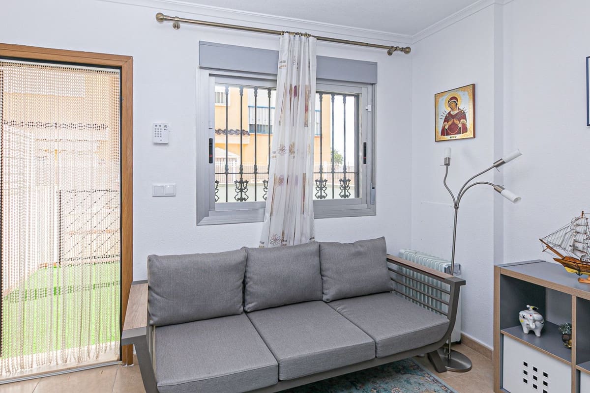 3 sovrum Hus till salu i Guardamar del Segura - 250 000 € (Ref: 9753525)