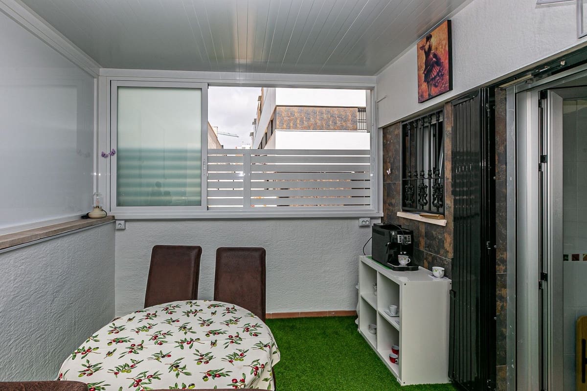 3 bedroom Townhouse for sale in Guardamar del Segura - € 250,000 (Ref: 9753525)