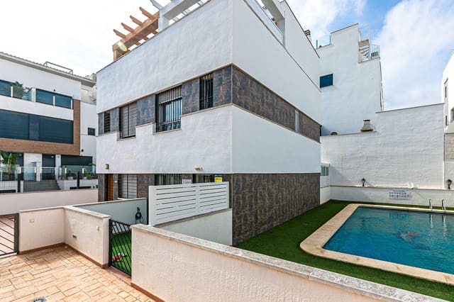 3 Zimmer Haus zu verkaufen in Zona Pueblo, Guardamar del Segura - 250.000 € (Ref: 9753525)