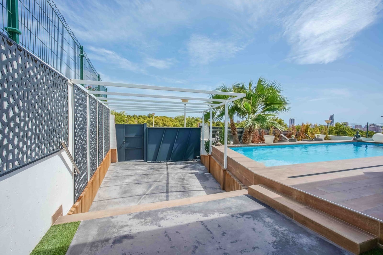 2 sovrum Villa till salu i Finestrat med pool - 660 000 € (Ref: 9762442)