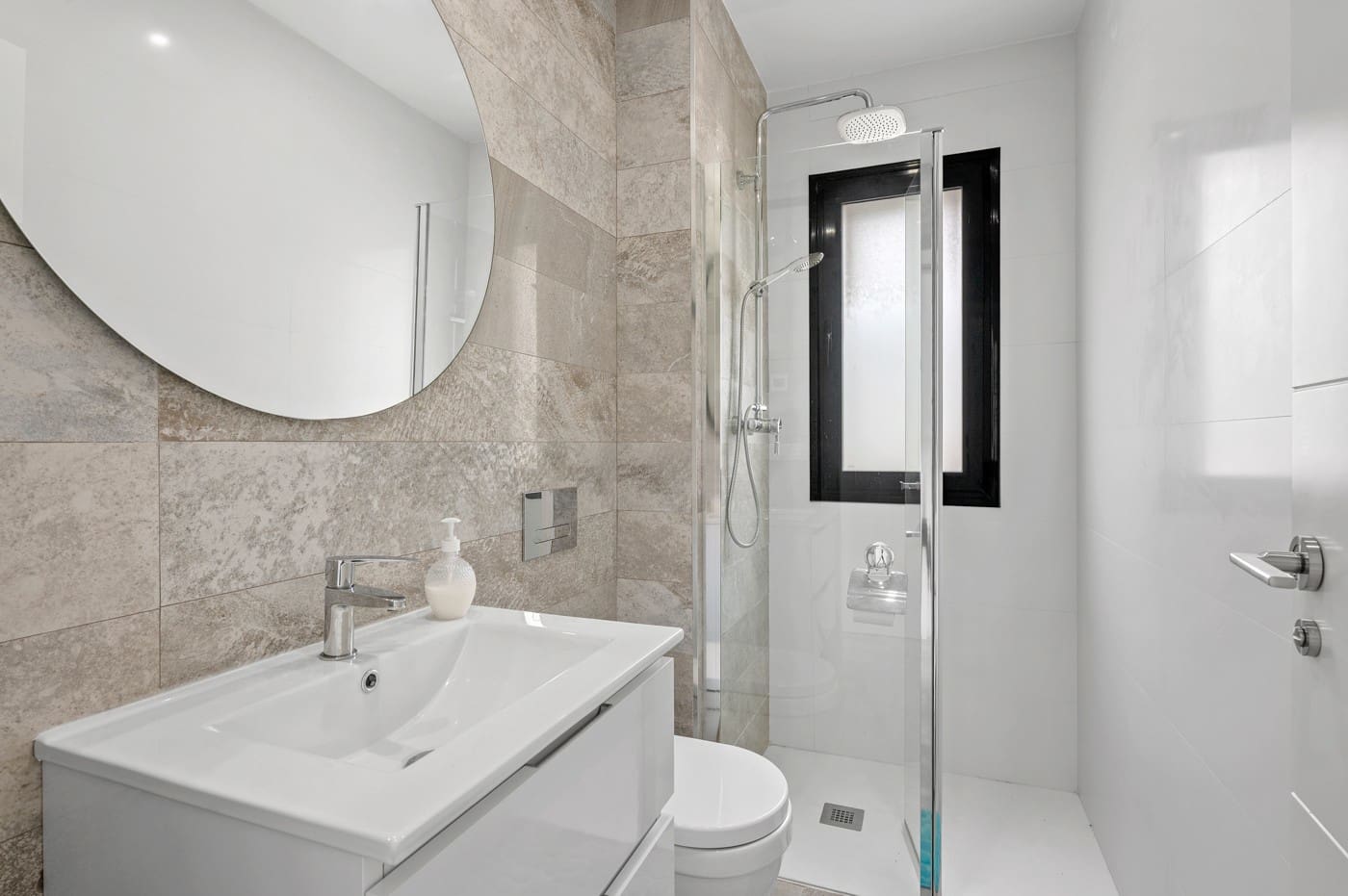 3 slaapkamer Villa te koop in Orihuela Costa met zwembad - € 425.000 (Ref: 9762445)