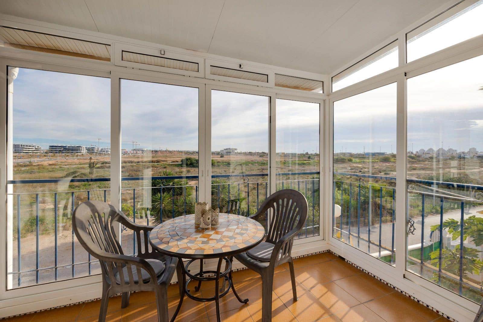 3 soverom Bungalow til salgs i Torrevieja med svømmebasseng - € 144 969 (Ref: 9762447)